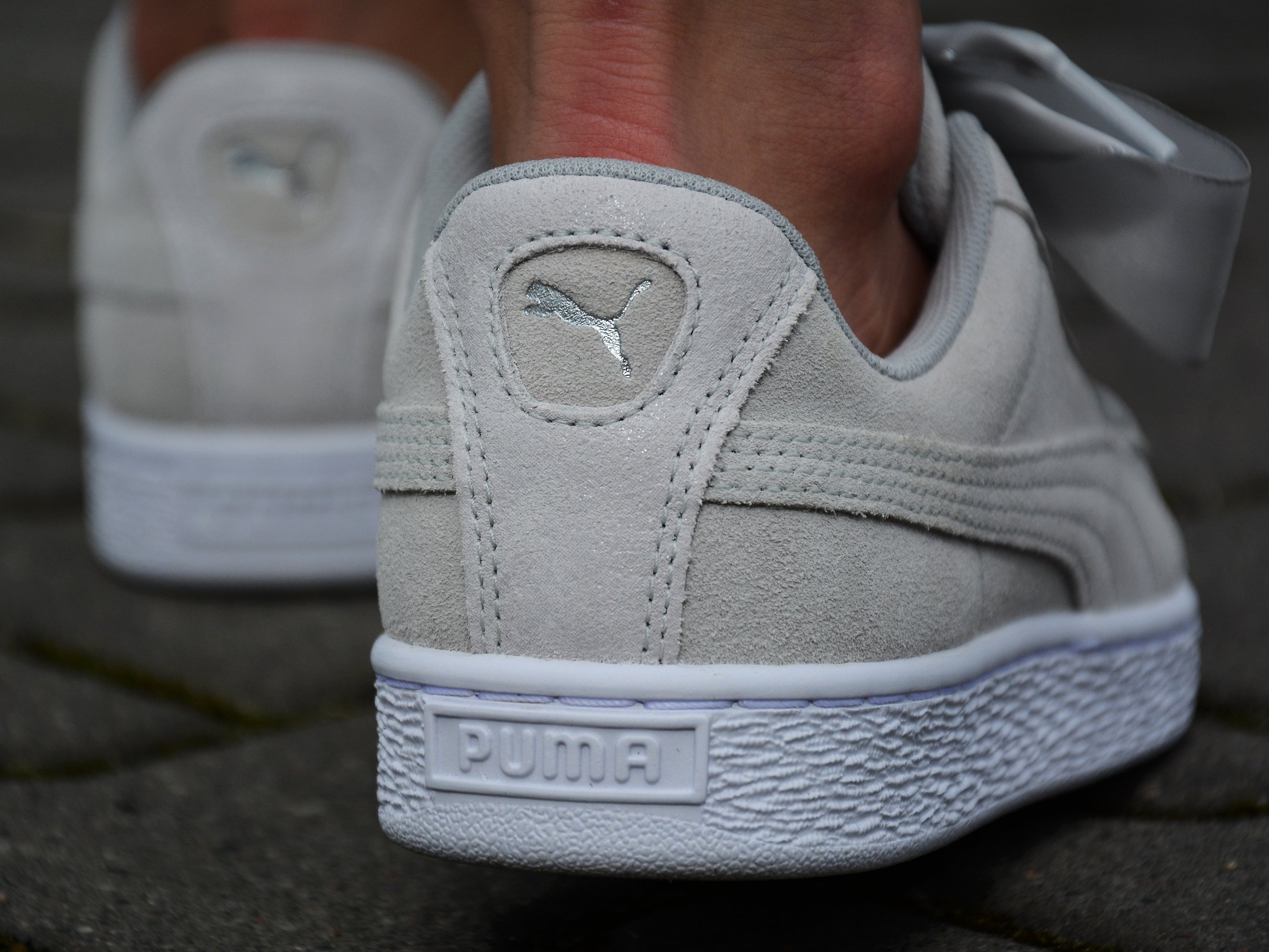 Puma basket outlet heart grey suede